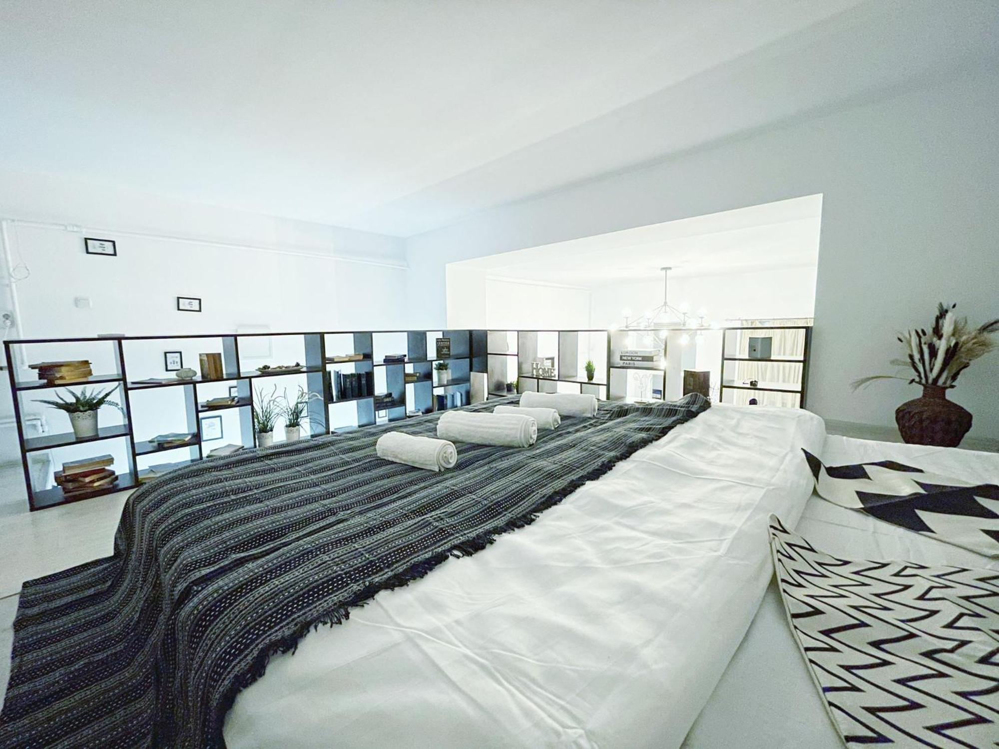 Old Town Loft * 布加勒斯特